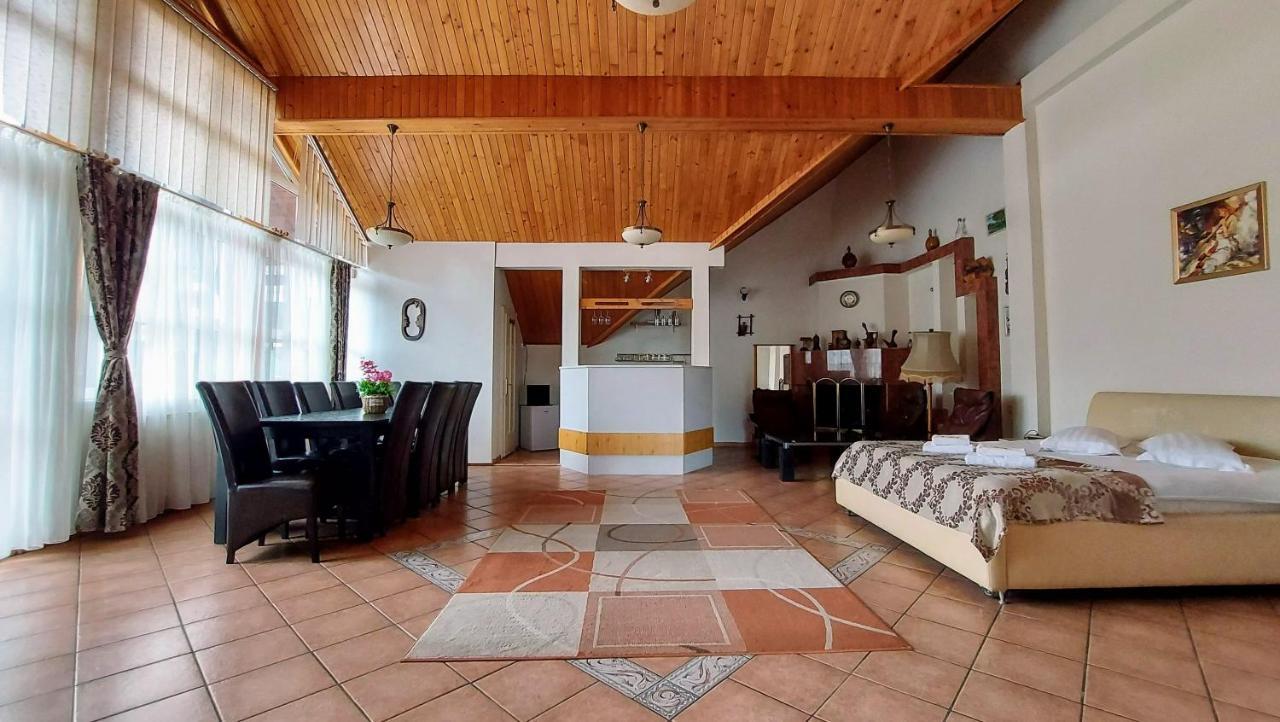 Casa Giulia Ξενοδοχείο Băile Olăneşti Εξωτερικό φωτογραφία