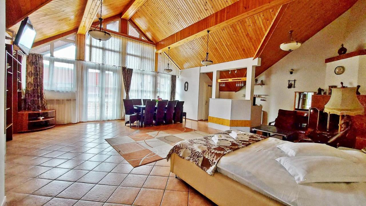 Casa Giulia Ξενοδοχείο Băile Olăneşti Εξωτερικό φωτογραφία