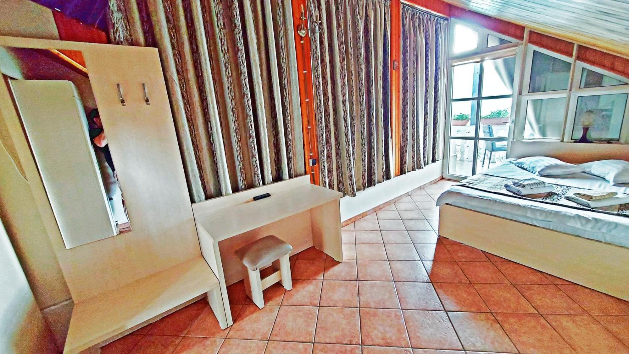 Casa Giulia Ξενοδοχείο Băile Olăneşti Δωμάτιο φωτογραφία